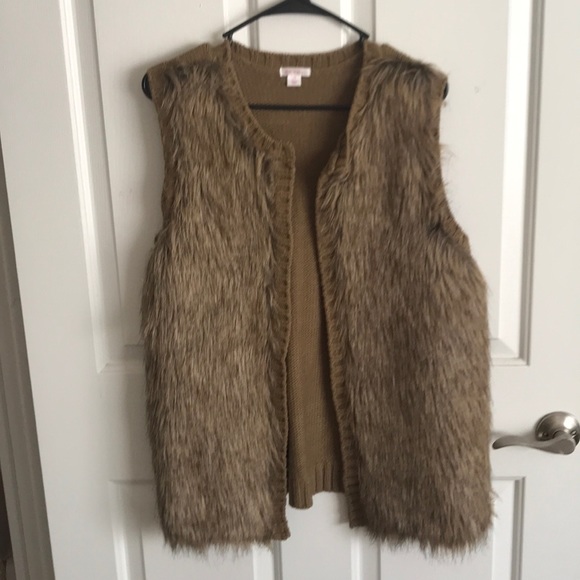 Xhilaration Sweaters - Faux fur vest